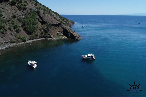 sinop kiralık gezi ve aktivite teknesi